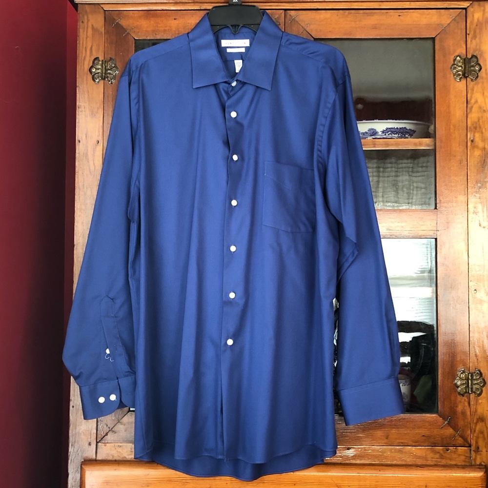 Van Heusen Royal Blue Button Down